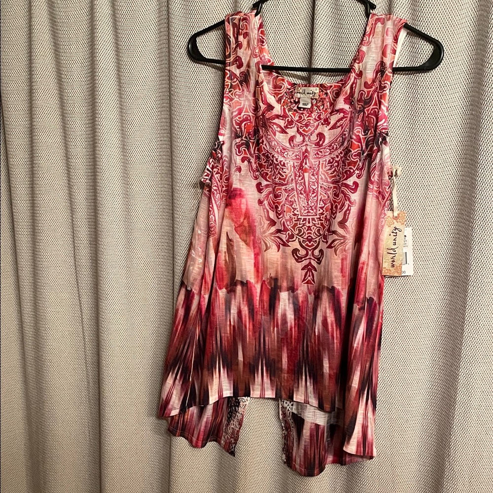 World unity Multi-Pink Printed Sleeveless Tank